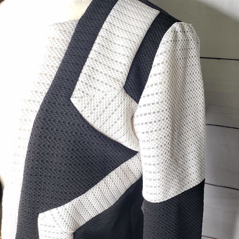 Poetry black white jacket medium - Picture 5 of 6